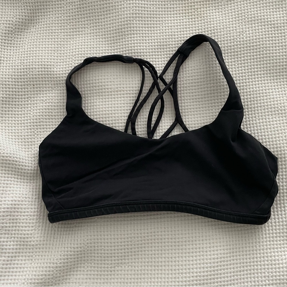 Lululemon sports bra